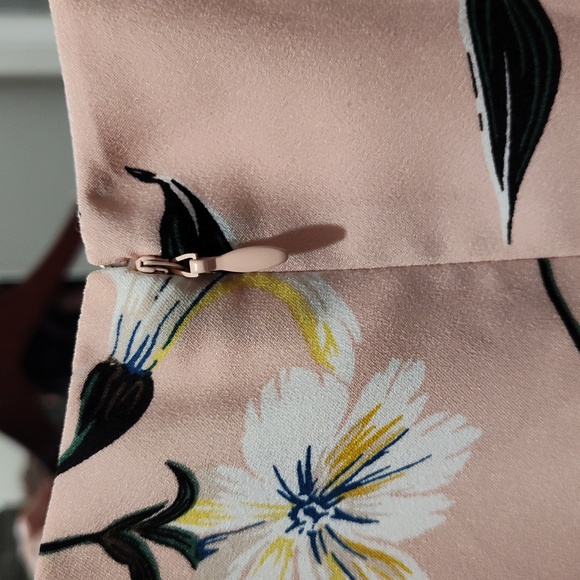 Floral Dress - Picture 5 of 6